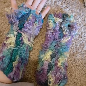 Fall Fashion Fuzzy Fingerless Gloves